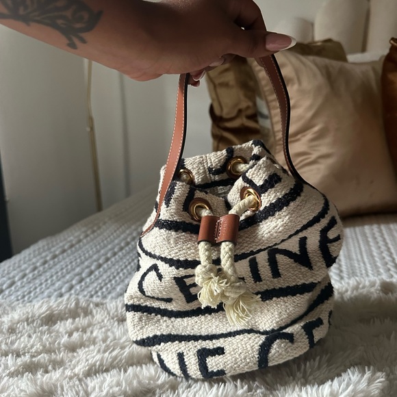 Celine bucket bag. - Picture 4 of 4